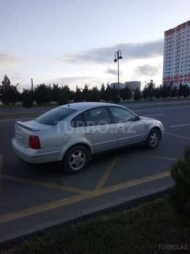 Volkswagen Passat 1999, 240,000 km - 1.8 л - Bakı