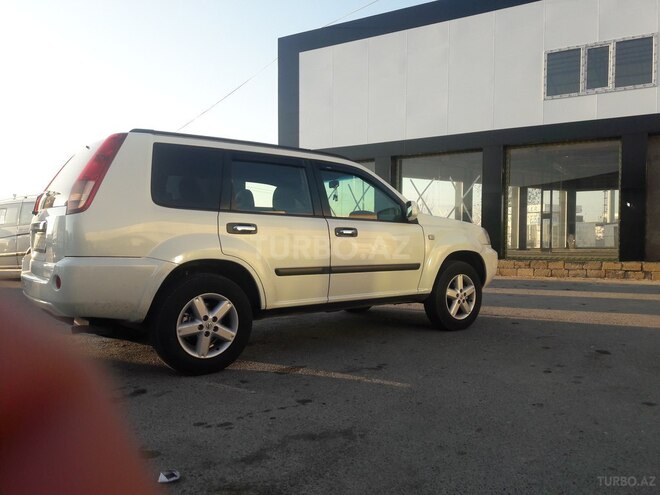Nissan X-Trail 2011, 152,000 km - 2.5 л - Bakı