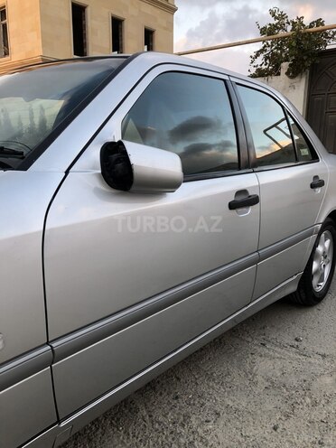 Mercedes C 200 1998, 210,283 km - 2.0 l - Bakı