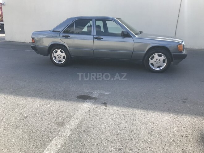 Mercedes 190 1991, 299,837 km - 2.0 l - Bakı