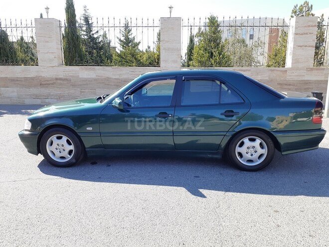 Mercedes C 220 1998, 330,000 km - 2.2 l - Bakı
