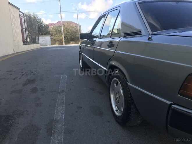 Mercedes 190 1991, 299,837 km - 2.0 l - Bakı