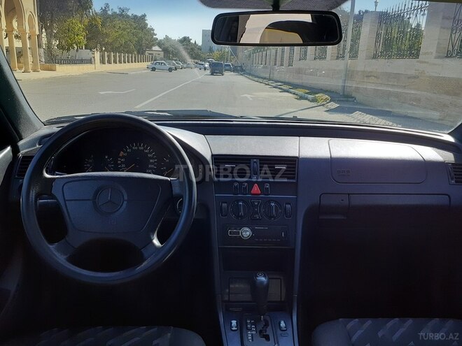 Mercedes C 220 1998, 330,000 km - 2.2 l - Bakı