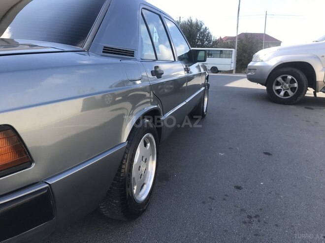 Mercedes 190 1991, 299,837 km - 2.0 l - Bakı