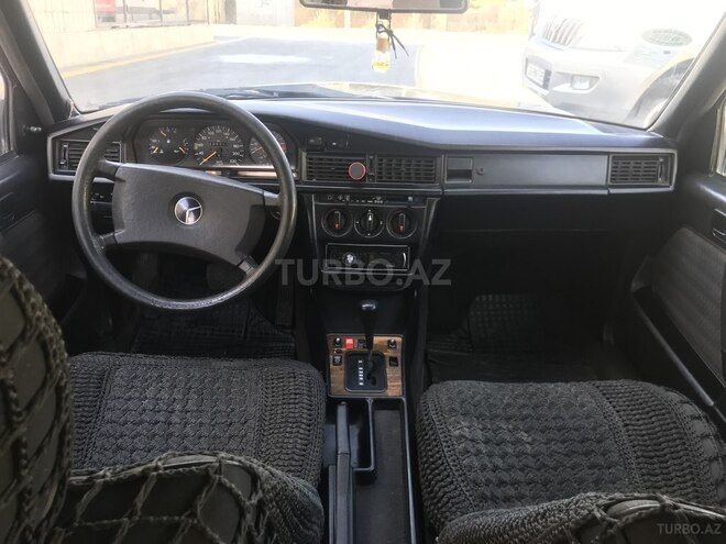 Mercedes 190 1991, 299,837 km - 2.0 l - Bakı