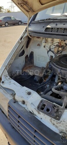 GAZ 2705 2002, 230,000 km - 2.0 л - Quba