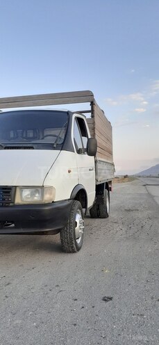 GAZ 2705 2002, 230,000 km - 2.0 л - Quba