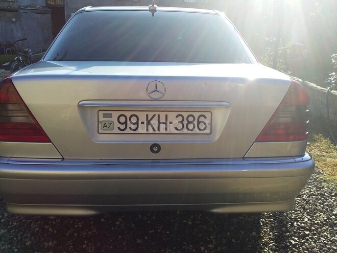 Mercedes C 180 1995, 275,000 km - 1.8 l - Bakı