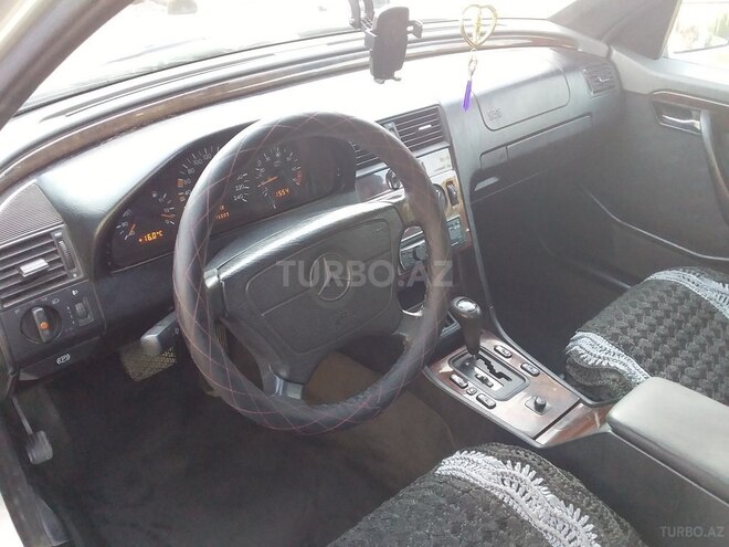 Mercedes C 180 1995, 275,000 km - 1.8 l - Bakı