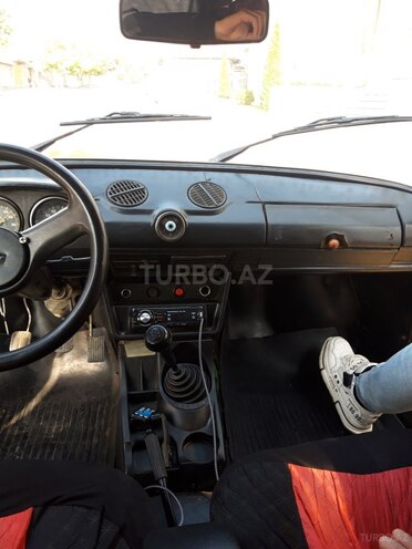 LADA (VAZ) 21011 1979, 300,000 km - 1.3 l - Qax