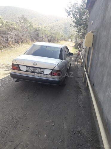 Mercedes E 300 1992, 426,539 km - 3.0 l - Şəki