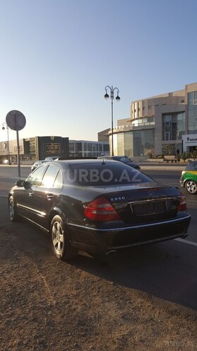 Mercedes E 240 2003, 245,000 km - 2.4 l - Bakı