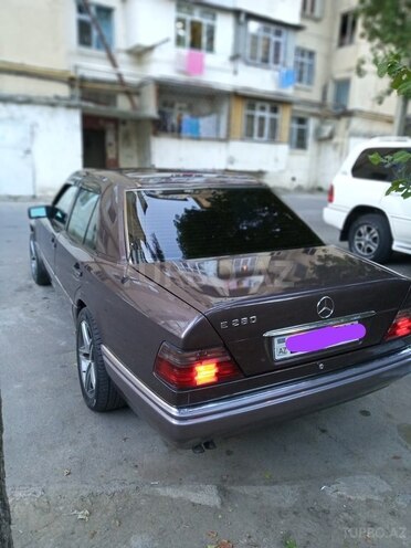 Mercedes E 280 1993, 355,000 km - 2.8 l - Bakı