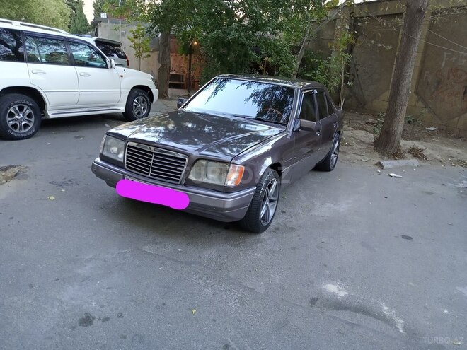 Mercedes E 280 1993, 355,000 km - 2.8 l - Bakı