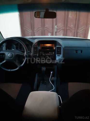 Mitsubishi Pajero 2006, 160,000 km - 3.0 l - Bakı