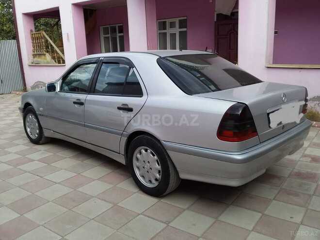 Mercedes C 220 1999, 289,000 km - 2.2 л - Bərdə