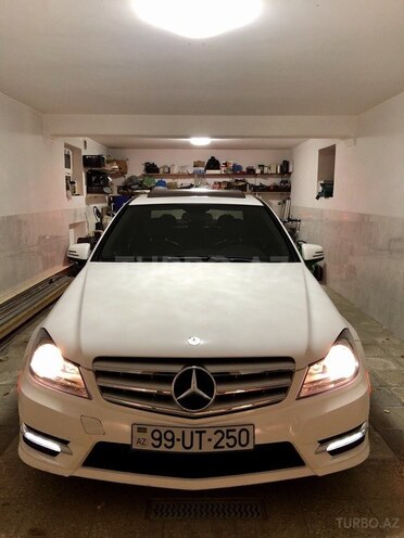 Mercedes C 250 2012, 68,500 km - 1.8 l - Bakı