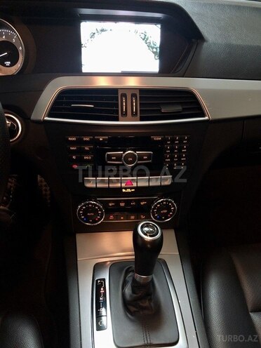 Mercedes C 250 2012, 68,500 km - 1.8 l - Bakı