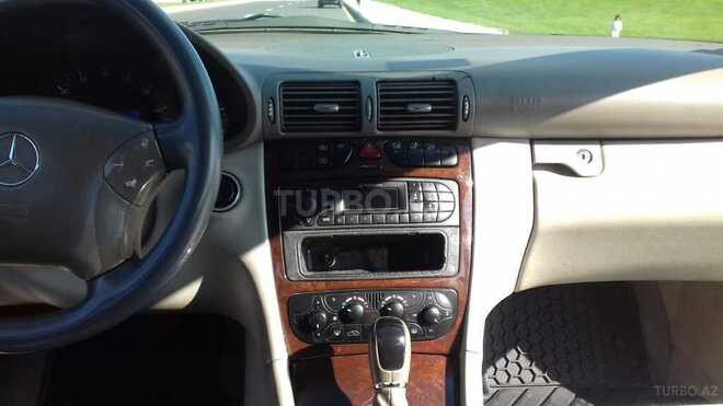 Mercedes C 240 2001, 300,000 km - 2.6 л - Bakı