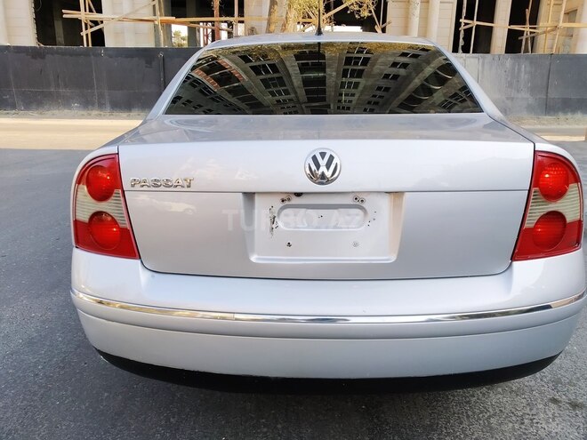 Volkswagen Passat 2003, 244,750 km - 1.8 l - Bakı
