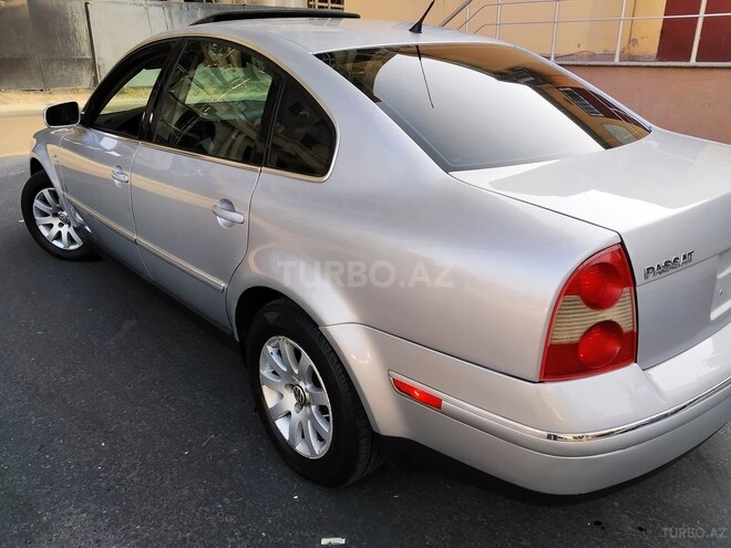 Volkswagen Passat 2003, 244,750 km - 1.8 l - Bakı