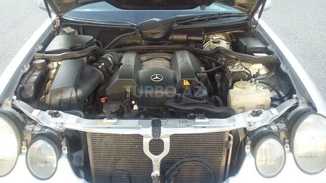 Mercedes E 240 2000, 280,000 km - 2.6 l - Bakı