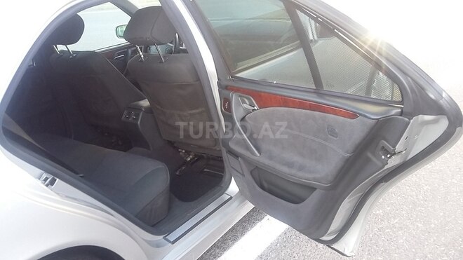 Mercedes E 240 2000, 280,000 km - 2.6 l - Bakı