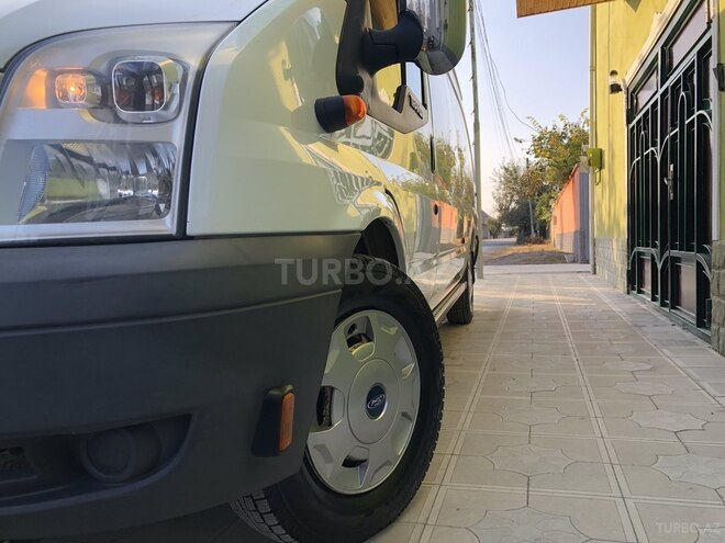 Ford Transit 2008, 184,000 km - 2.4 l - Göyçay