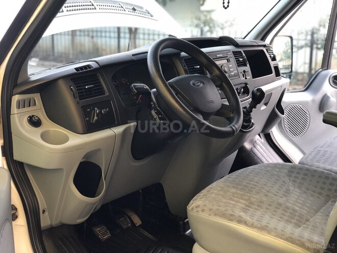 Ford Transit 2008, 184,000 km - 2.4 l - Göyçay