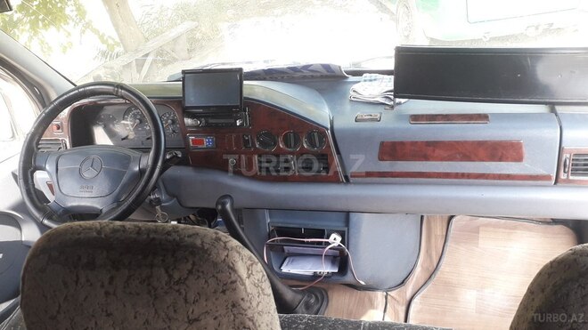 Mercedes Sprinter 412 1995, 455,000 km - 2.9 l - Ağstafa