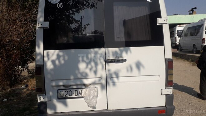 Mercedes Sprinter 412 1995, 455,000 km - 2.9 l - Ağstafa