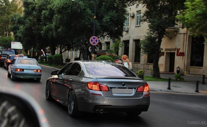 BMW 528 2014, 120,000 km - 2.0 л - Bakı