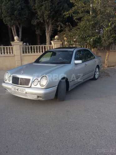 Mercedes E 230 1996, 365,000 km - 2.3 l - Bakı