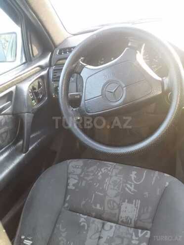 Mercedes E 230 1996, 365,000 km - 2.3 l - Bakı