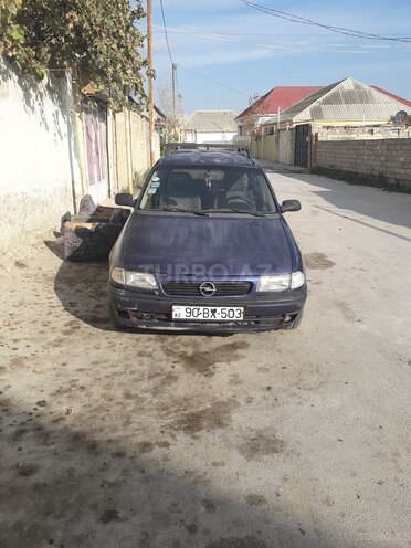 Opel Astra 1995, 425,000 km - 1.6 l - Bakı