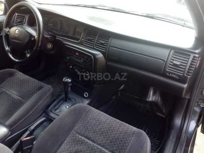 Opel Vectra 1997, 305,000 km - 1.8 l - Sumqayıt
