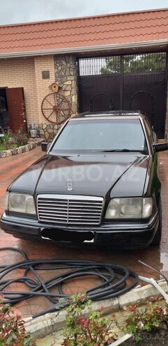 Mercedes E 220 1994, 765,000 km - 2.2 l - Bakı