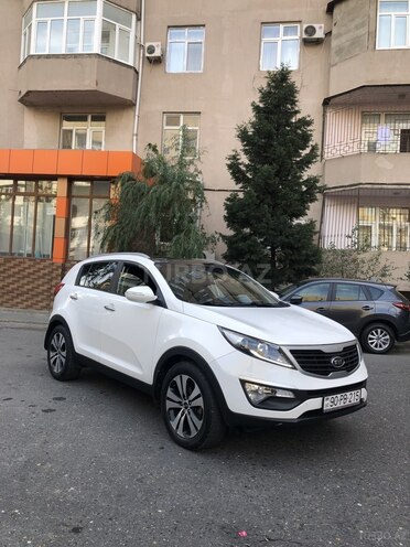 Kia Sportage 2011, 122,000 km - 2.0 l - Bakı