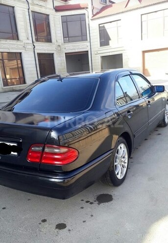 Mercedes E 200 1997, 400,000 km - 2.0 l - Bakı