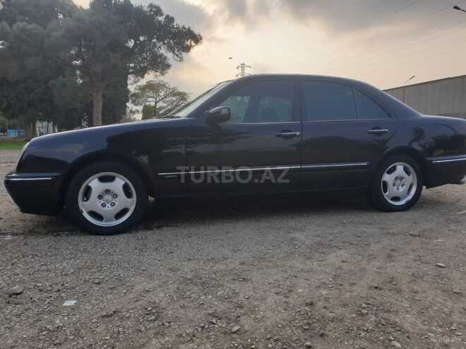 Mercedes E 220 1999, 346,000 km - 2.2 l - Gəncə