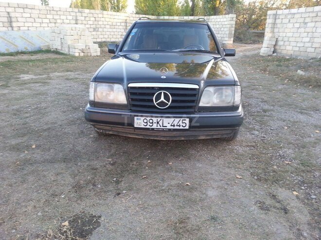 Mercedes E 300 1992, 362,000 km - 3.0 л - Qusar