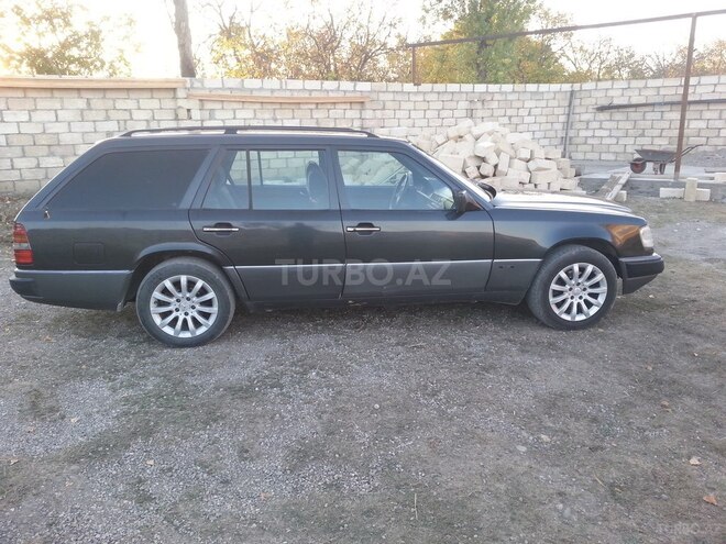 Mercedes E 300 1992, 362,000 km - 3.0 л - Qusar
