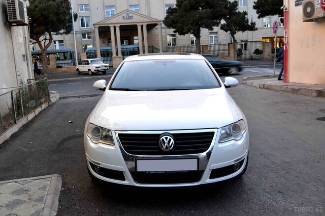 Volkswagen Passat 2010, 207,000 km - 1.8 l - Bakı