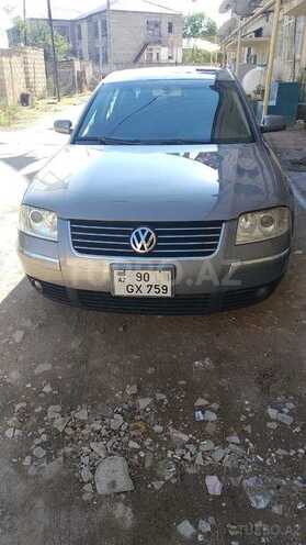 Volkswagen Passat 2002, 200,000 km - 1.8 l - Salyan