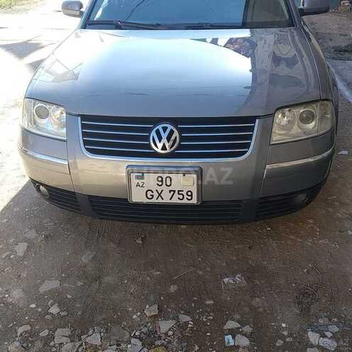 Volkswagen Passat 2002, 200,000 km - 1.8 l - Salyan