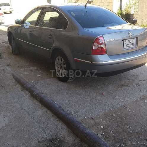 Volkswagen Passat 2002, 200,000 km - 1.8 l - Salyan