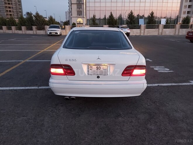 Mercedes E 320 2000, 119,700 km - 3.2 л - Bakı