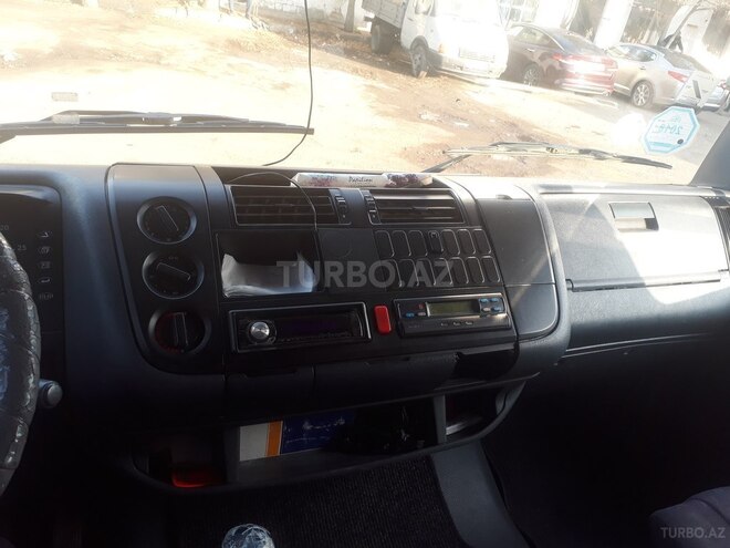 Mercedes  2003, 725,000 km - 4.5 l - Qusar
