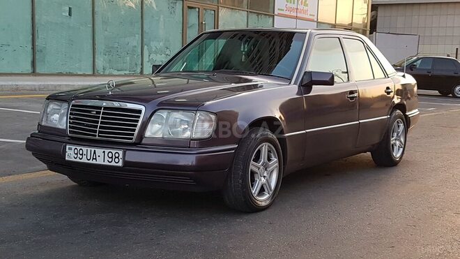 Mercedes E 220 1994, 400,000 km - 2.2 l - Bakı