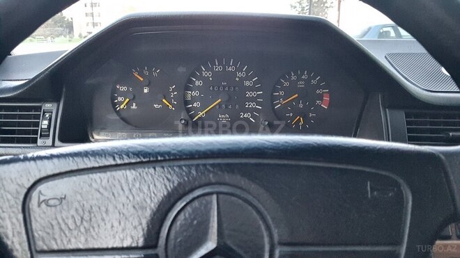 Mercedes E 220 1994, 400,000 km - 2.2 l - Bakı